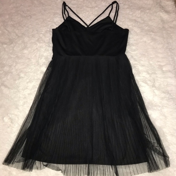 Little Black Dress - Picture 4 of 5